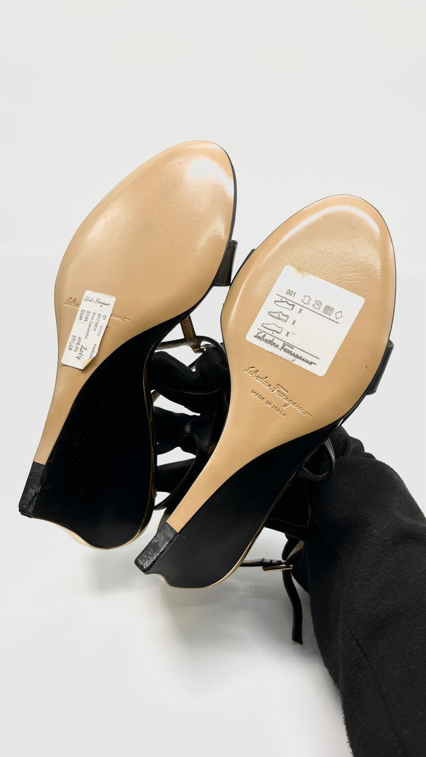 Brand New. Ferragamo Wedge Black/Gold. 36|10806