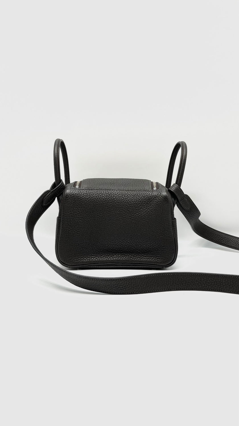 Like New. Hermes Mini Lindy Togo Ebene PHW. DCT382NN|13038