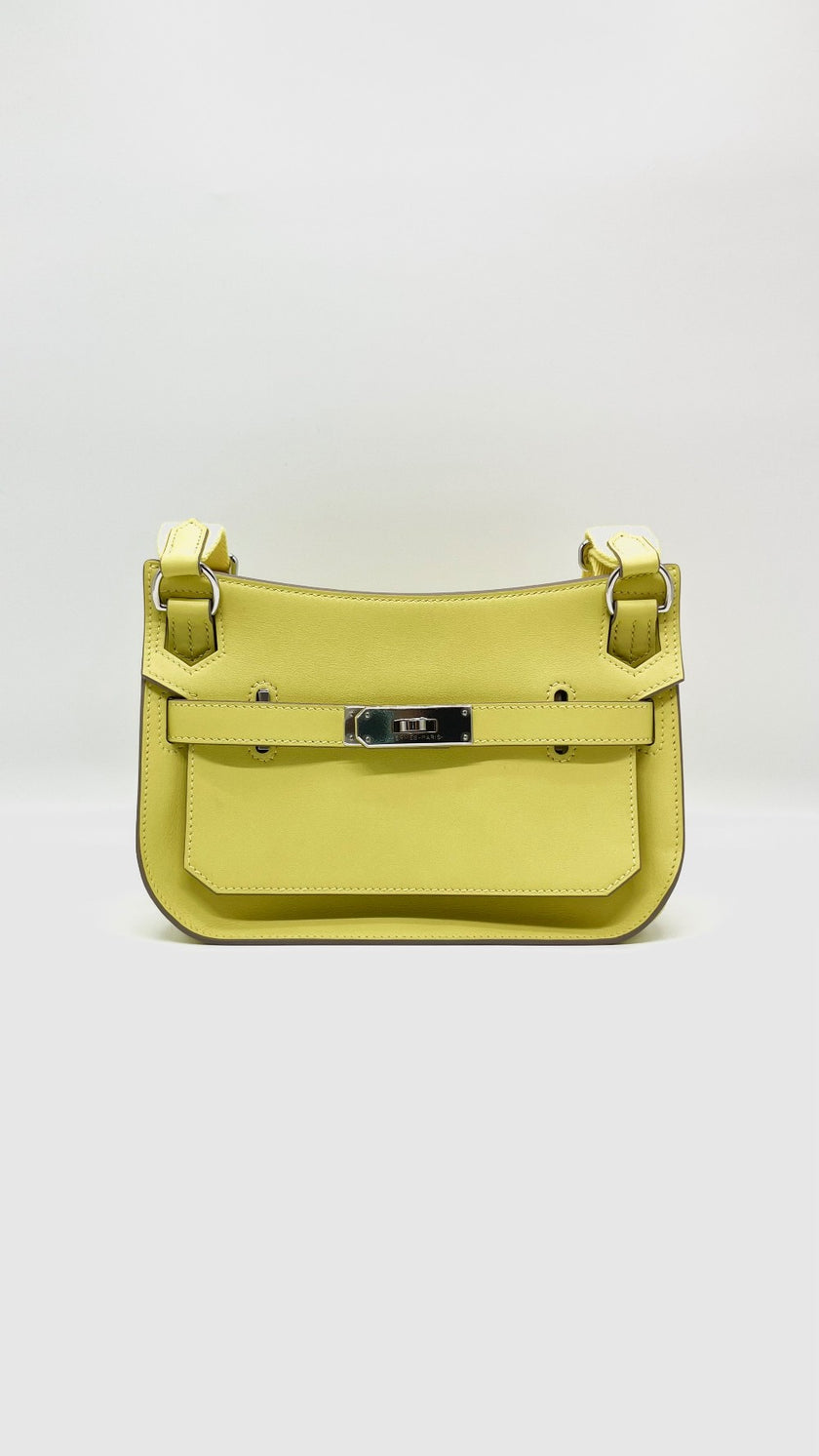 Brand New. Hermes Mini Jypsiere Swift Lime PHW. BIS281SD|5308