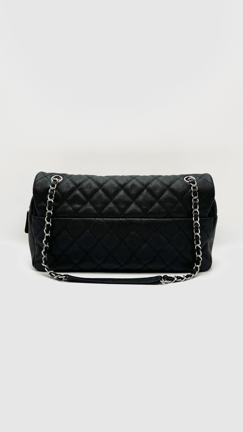 Preowned. Chanel Easy Flap Black Caviar SHW. 17883048|16447