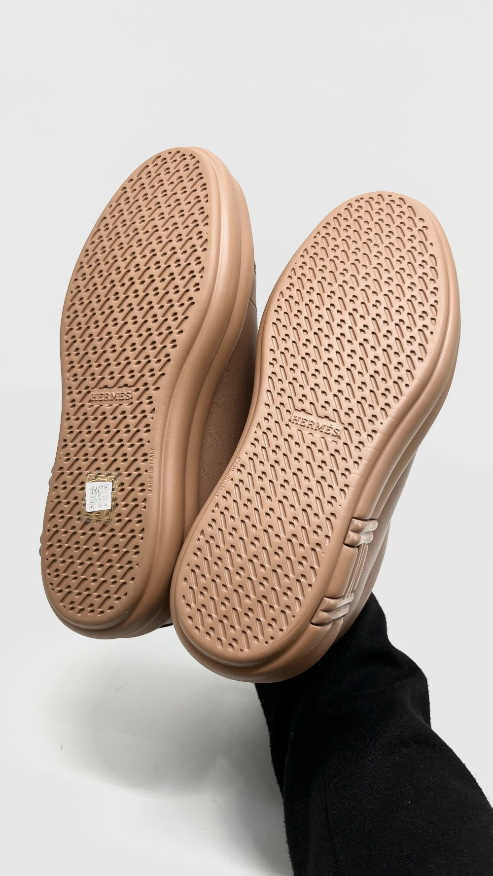 Brand New. Hermes Happy Rose Perle Sneakers. 36.5|10592