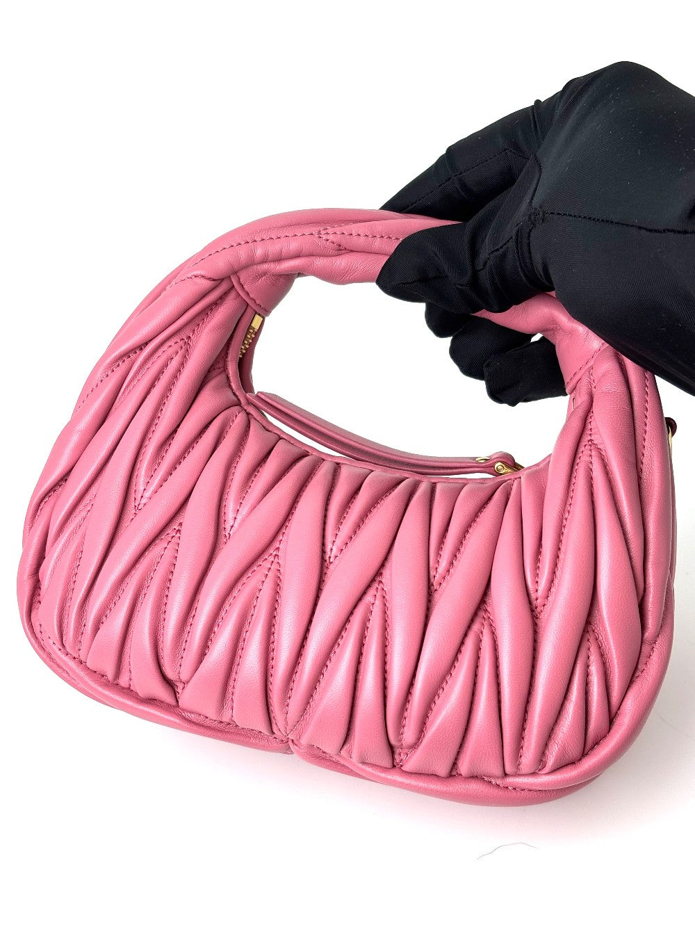 Like New. Miu Miu Wander Matelasse Hobo Bag Pink GHW|6040