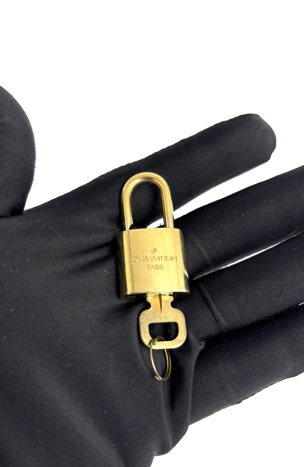 Preowned. LV Lock & Key|12039