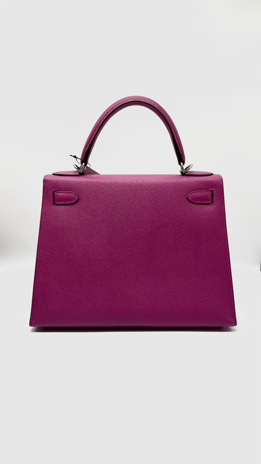 Preowned. Kelly 28 Magnolia Epsom PHW Stamp CHT458DG|5016