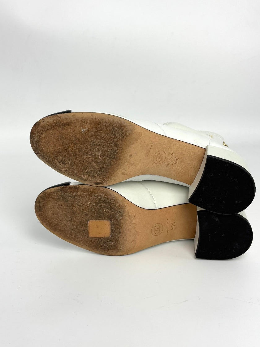 Preowned. Chanel Boots White. 36|8355