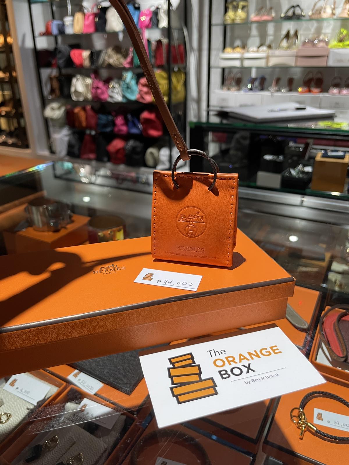 Hermes shopping bag online charm